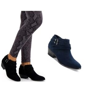 New Style & Co. Women's Willow Navy Boots Size 6 M